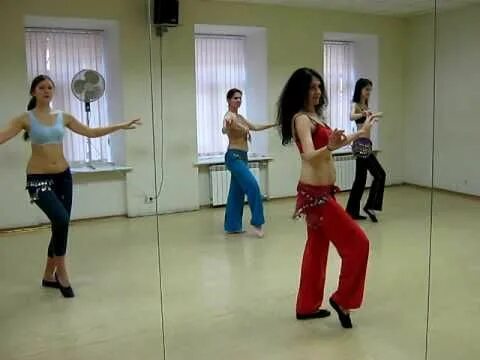 Движение восточных танцев видео. Зумба восточные танцы. восточные танцы коллектив. восточные танцы групповые занятия. аэробика в стили восточных танцев.