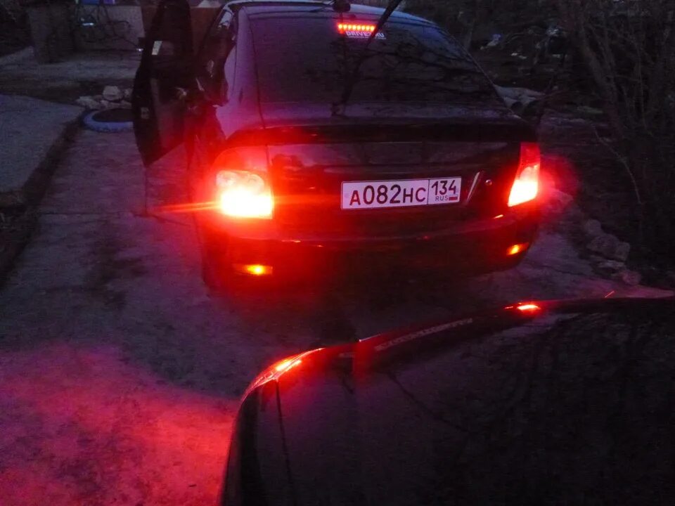 Подсветка задний бампер. Приора катафоты с подсветкой. подсветка бампера приору. катафот заднего бампера приора 1. катафоты как установить ,подключить на приору фото.