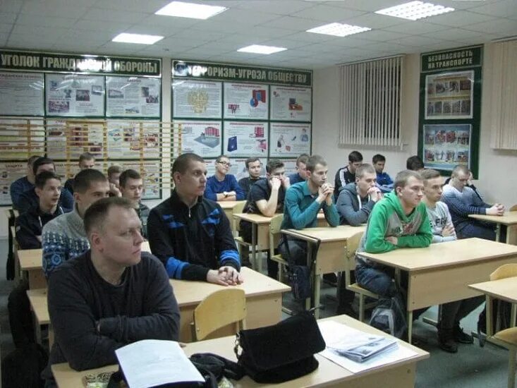 Ул. Ульяновский техникум железнодорожного транспорта. Техникум железнодорожного транспорта ульяновск. Куйбышева техникум ульяновск. Техникум железнодорожного транспорта ульяновск.