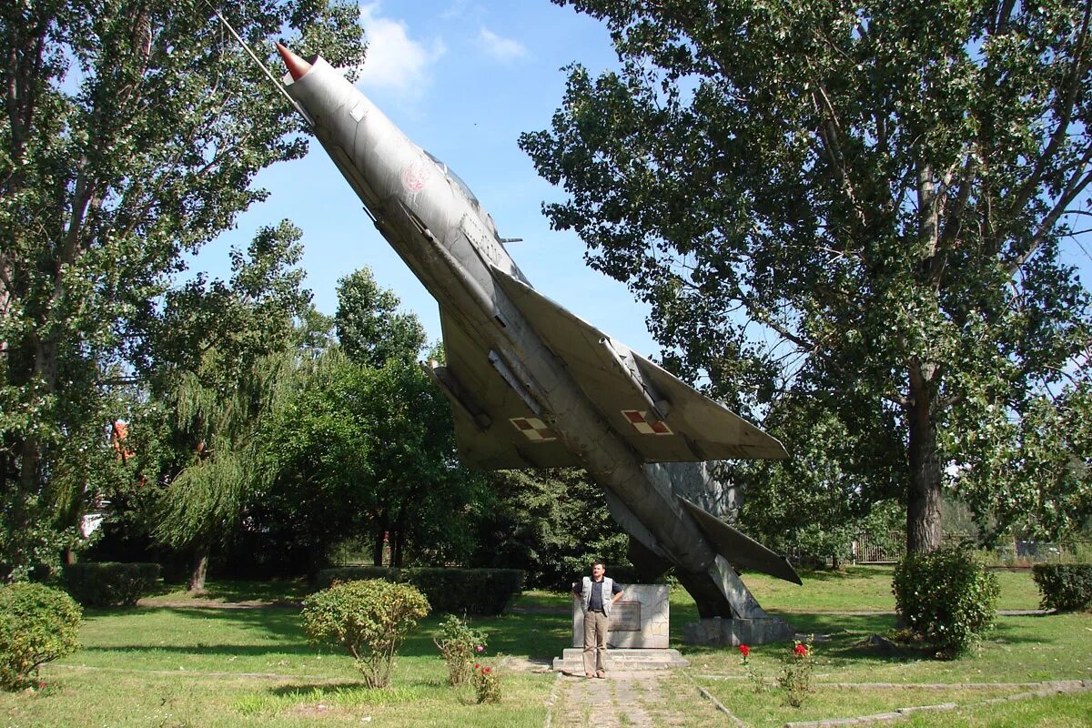 аэродром шпротава. аэродром шпротава польша. шпротава секретный аэродром. шпротава военный городок. аэродром шпротава су 24.