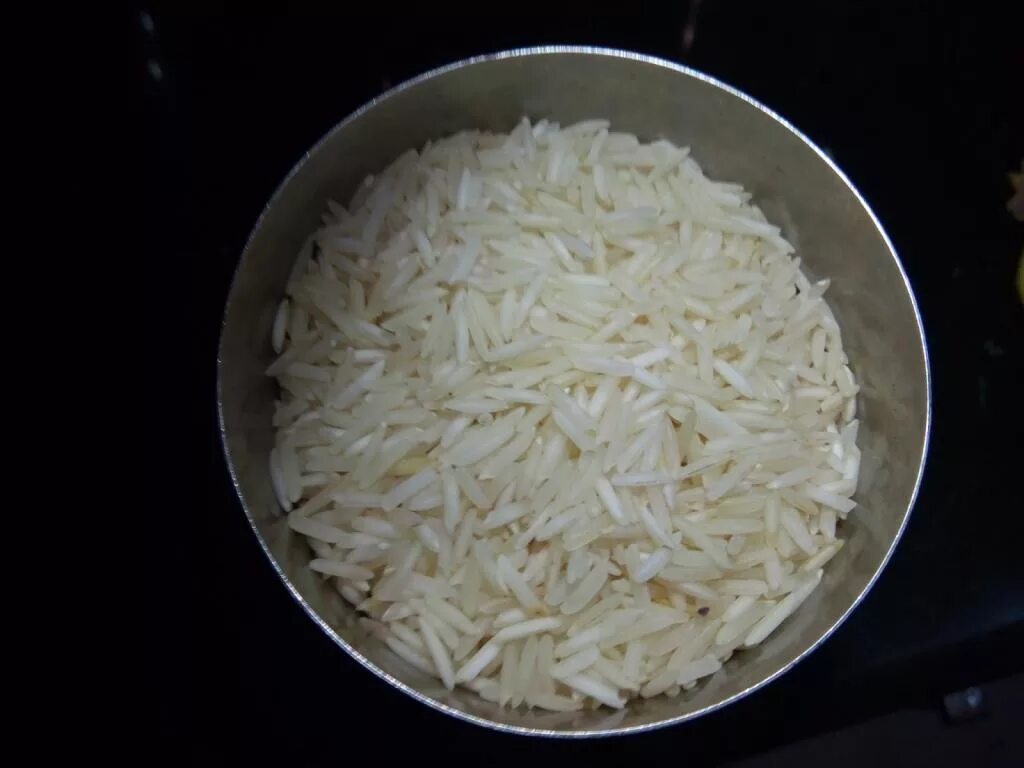 200 грамм риса это сколько. 100 Гр риса. 100 Грамм вареного риса. 200гр вареного риса. Рис отварной 100 грамм.