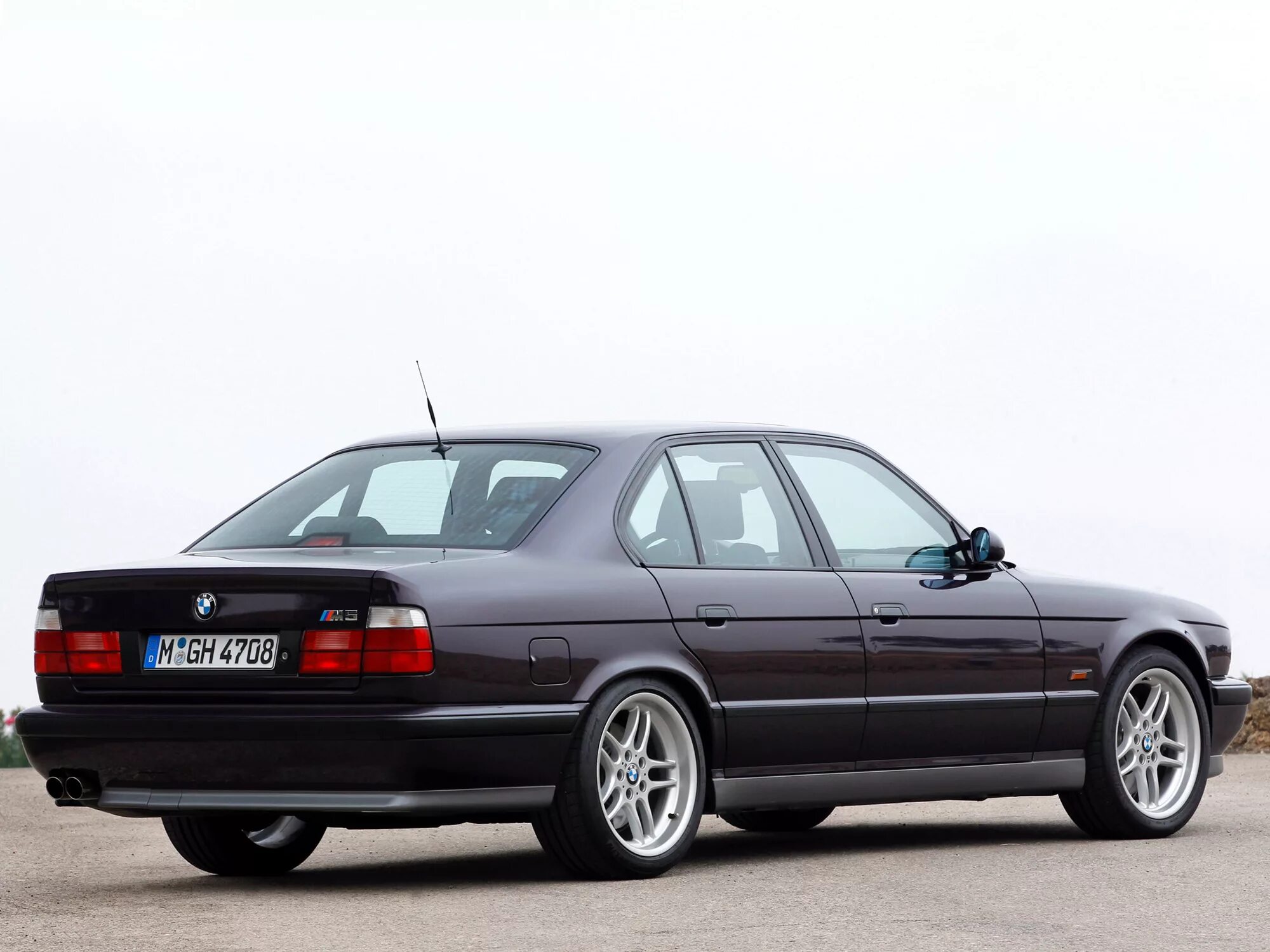 Bmw 525 e34. е34 характеристики. Bmw m5 1994. е34 характеристики. Bmw 540i е34.