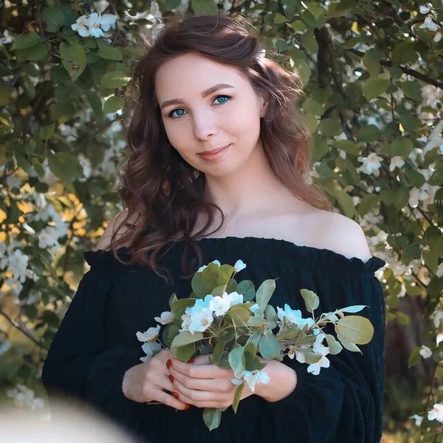 Anna zharavina. Анна Жаравина. Анна Жаравина 2020. Балахна Ликсакова Анна Алексеевна. Жаравина Яна