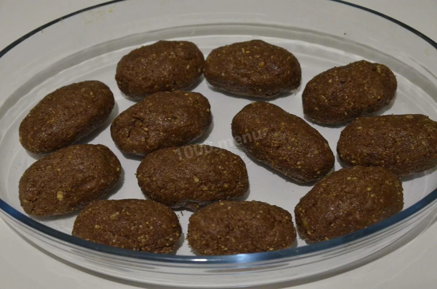Пирожное картошка рецепт из печенья со сгущенкой. Картошка пирожное из печенья со сгущенкой и какао. пирожное картошка из печенья со сгущенкой. пирожное картошка с орехами. пирожное картошка со сгущенкой.