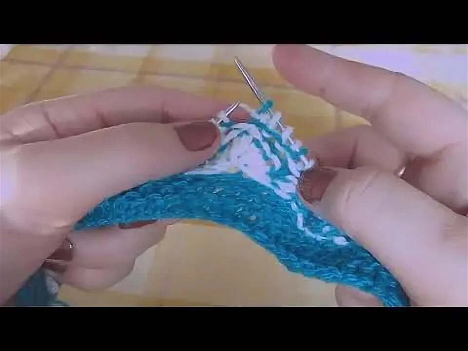 Следки веером на двух. Тапочки следочки елены гороховой. Тапочки следки с веерами. Вязаные тапочки с веерами. Тапочки следочки л.