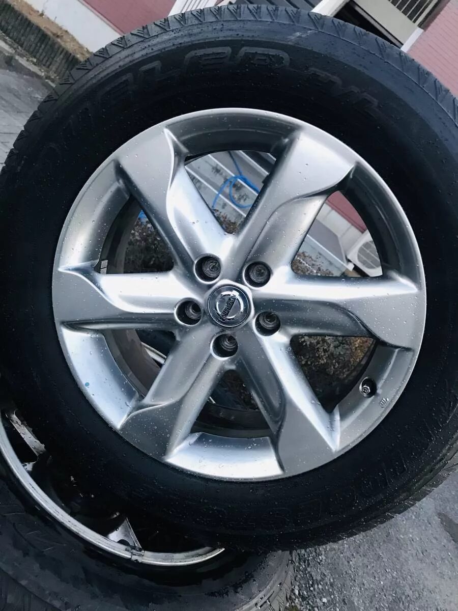 Nissan x-trail диски r18 оригинал. X trail t31 r19. Оригинальные диски nissan qashqai r18. Диски на ниссан мурано z51. Диски на мурано z51 r18.