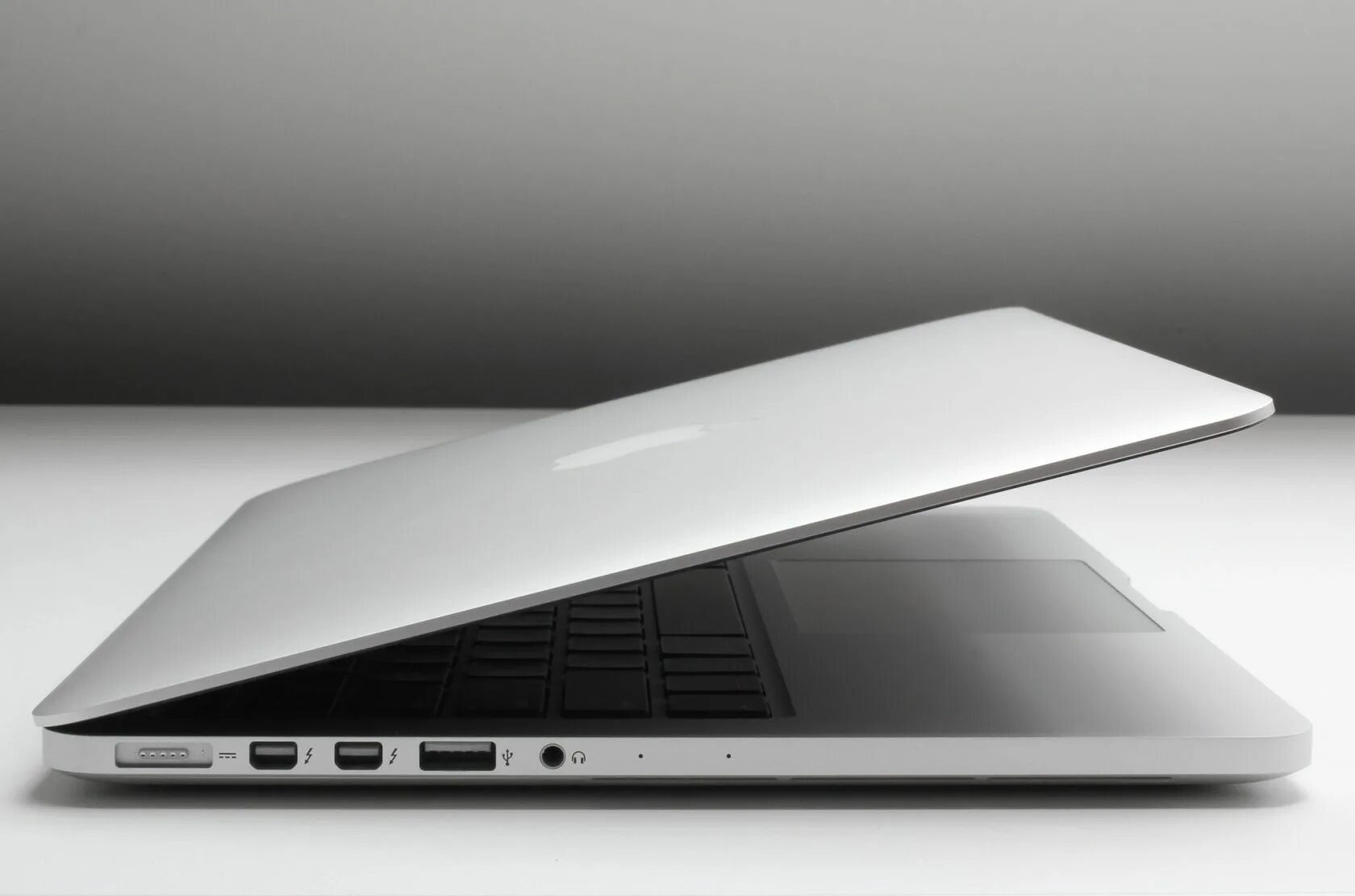 Apple macbook 13.3. Macbook pro (retina, 13-inch, mid 2014). apple macbook pro retina 2014. macbook pro (retina, 15-inch, mid 2015). apple macbook pro 15 mid 2014.