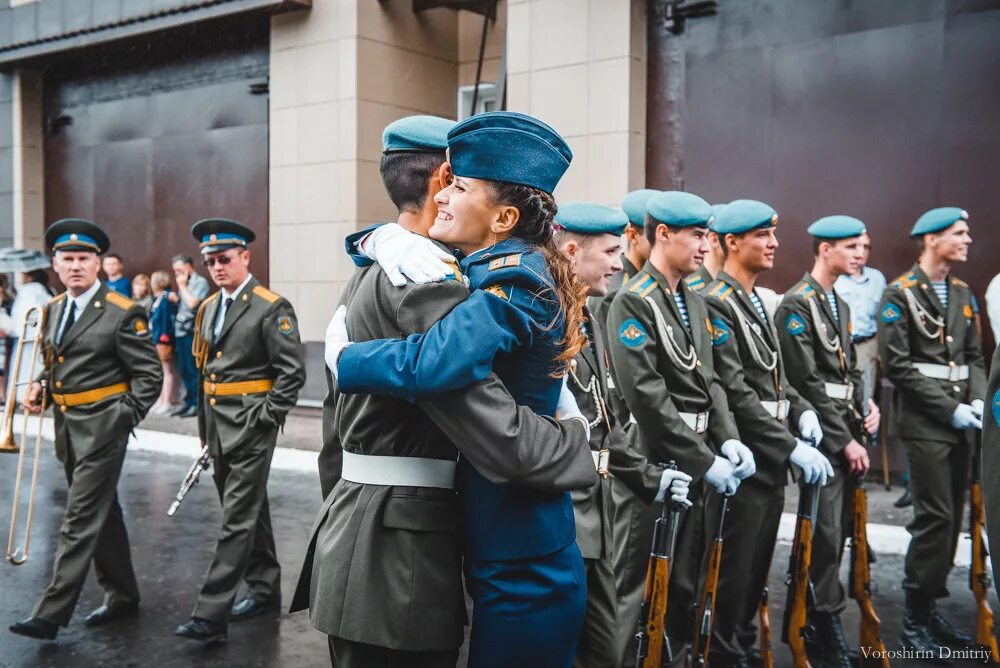 Рязанское высшее воздушно-десантное командное училище выпуск 2020. Рязанское военное воздушно-десантное училище. Курсанты рввдку. Учебные заведения вдв. Рязанская училище поступление.