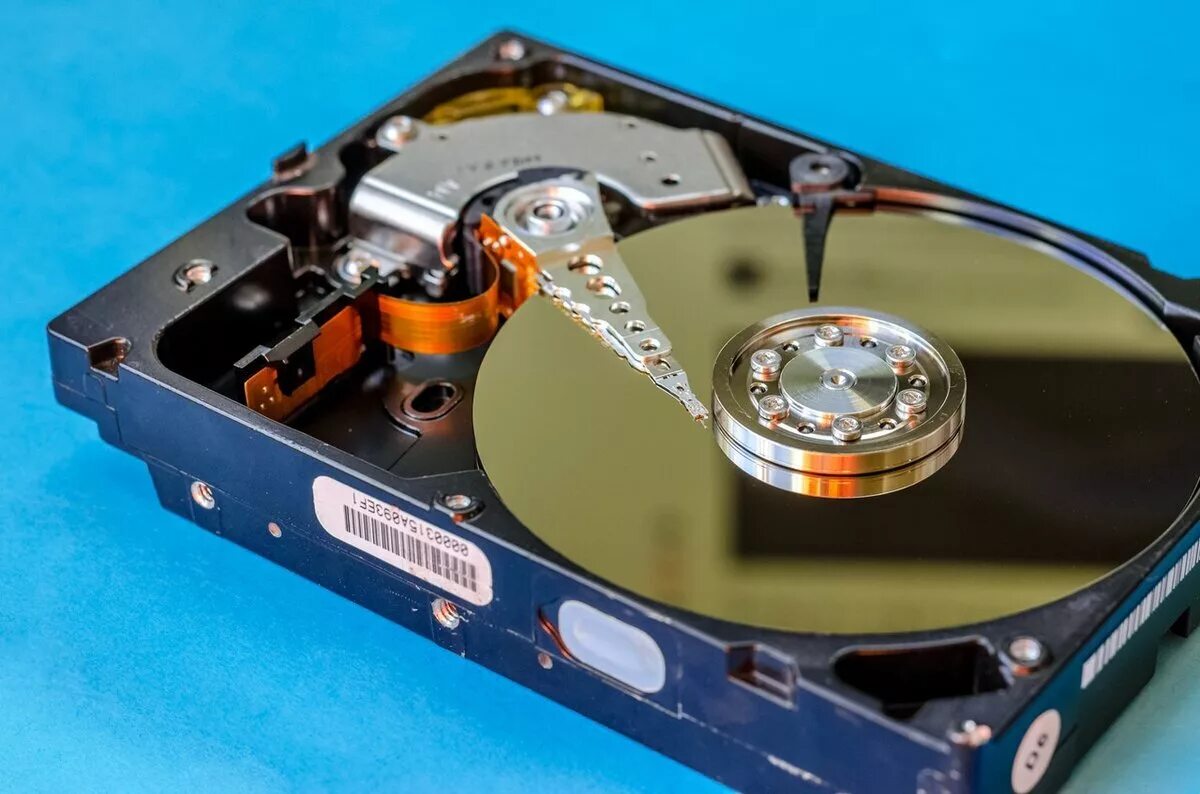 Жесткий диск (Винчестер, HDD). Винчестер ( HDD — hard Disk Drive ). "Жесткий диск" joonsmbov8. Жесткое диско. Хорошие жесткие диски для пк