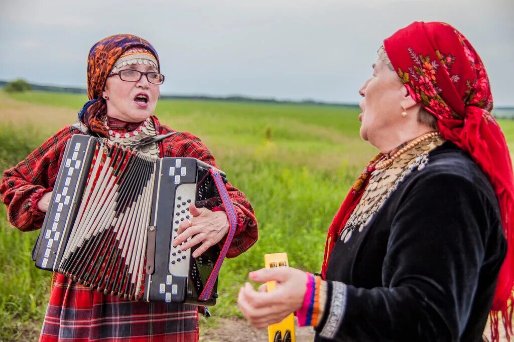 Ансамбль Чипчирган Удмуртия. Фольклор удмуртов. Народы Удмуртии. Удмуртский музыкальный фольклор. Хочу послушать русское