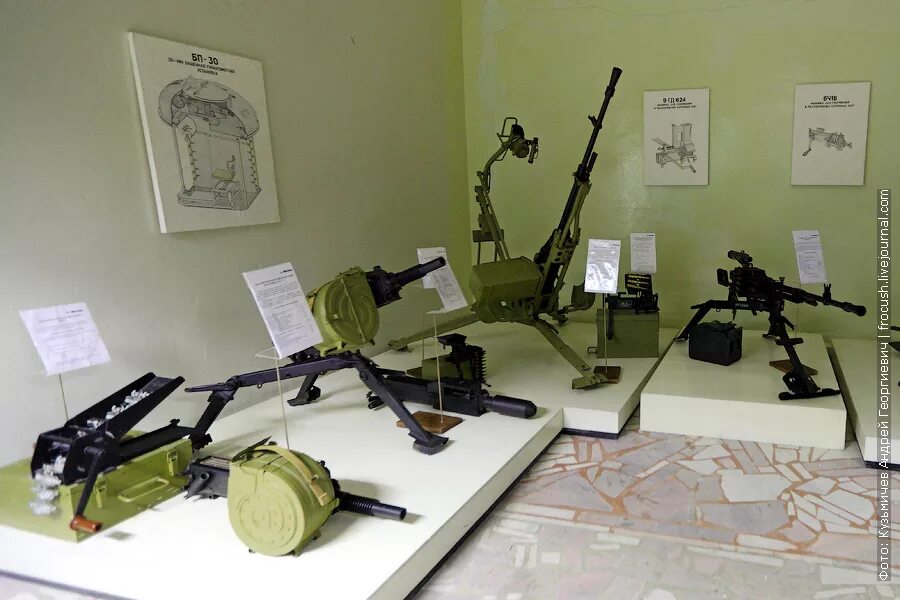 сайт завода молот вятские поляны. сайт завода молот вятские поляны. молот оружие кировская область. сайт завода молот вятские поляны. завод вятские поляны оружие.