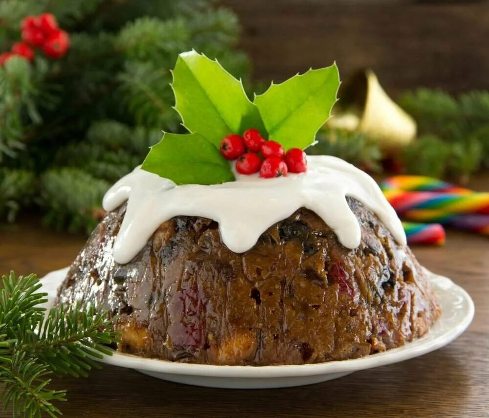 Рождественские десерты. Плум пудинг. Рождественский пудинг Великобритания. Рождественский пудинг (Christmas Pudding). Рождественский сливовый пудинг.