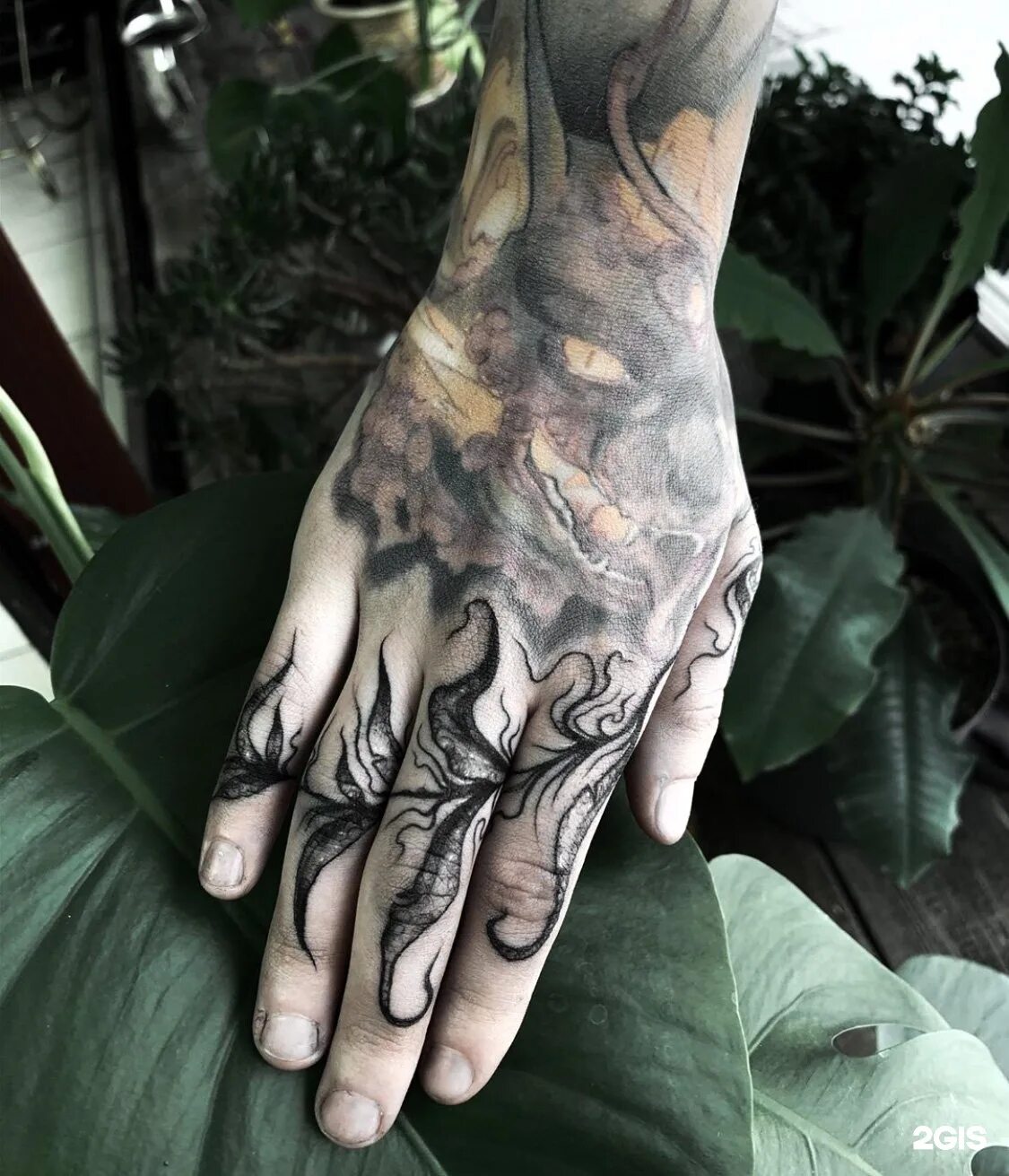 Тата иркутск. Тату студии иркутска. Тату салон перец иркутск. Тату перец. Татуировки иркутск колесников сергей.