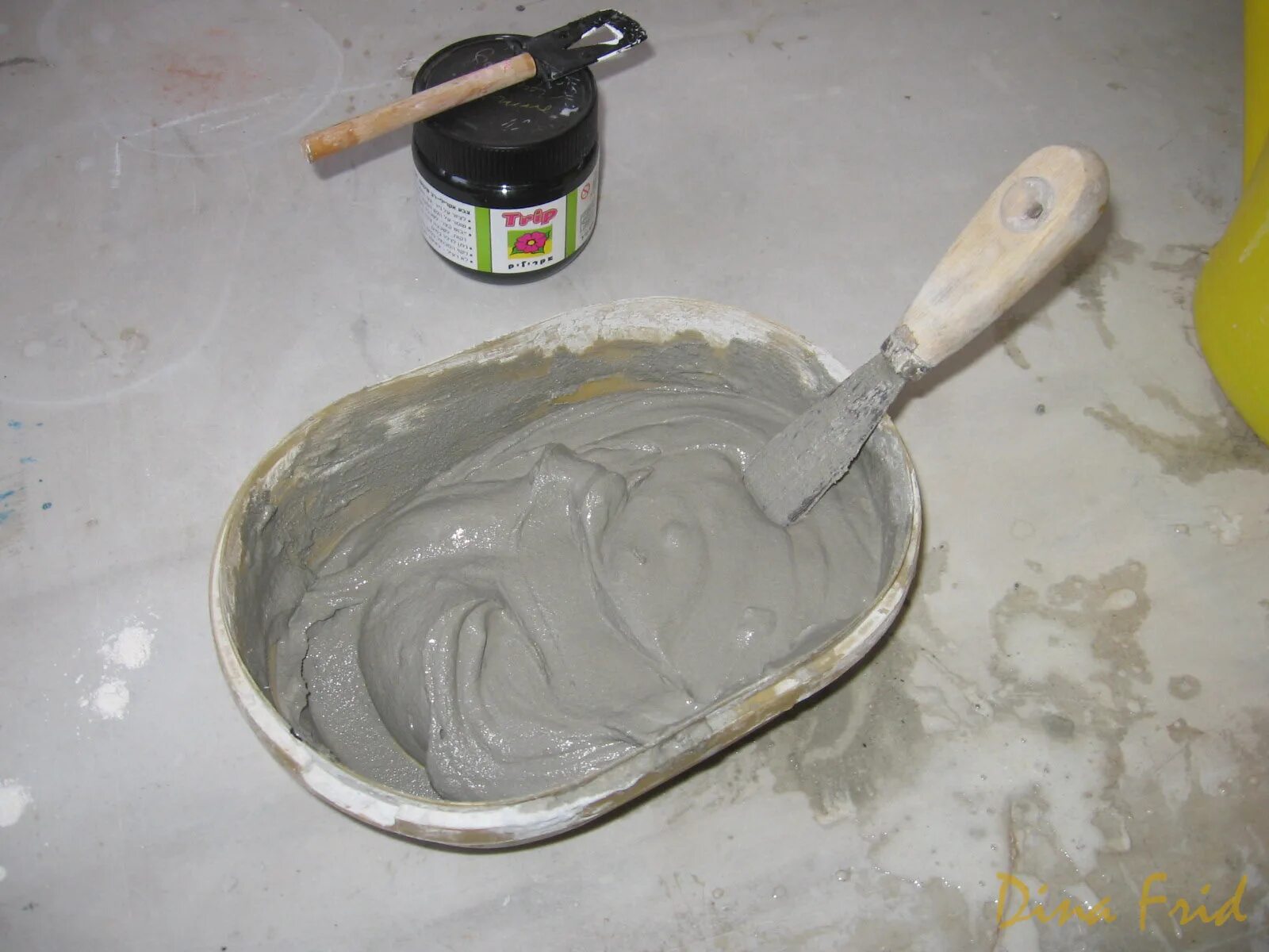 Пва в раствор. Гипс и пва. Добавляем пва в гипс. Замешивать алебастр. Добавляем пва в гипс.