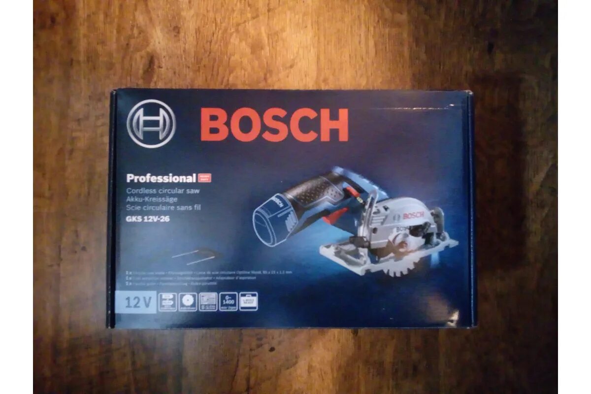 Bosch gks 12v. Пила Bosch GKS 12v-26 solo. Аккумуляторная циркулярная пила Bosch GKS 12v solo 0.601.6a1.001. Bosch GKS 10.8 V-li / GKS 12v-26 06016a1001. Пила GKS 12v-26 0 601 6a1 000.