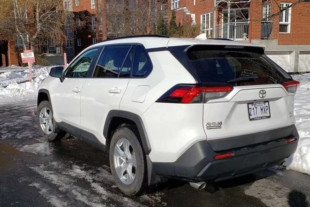 Тойота рав 4 2019 2.5. Toyota rav4 стандарт. Тойота рав 4 20 года. Тойота рав 4 199 л.с.