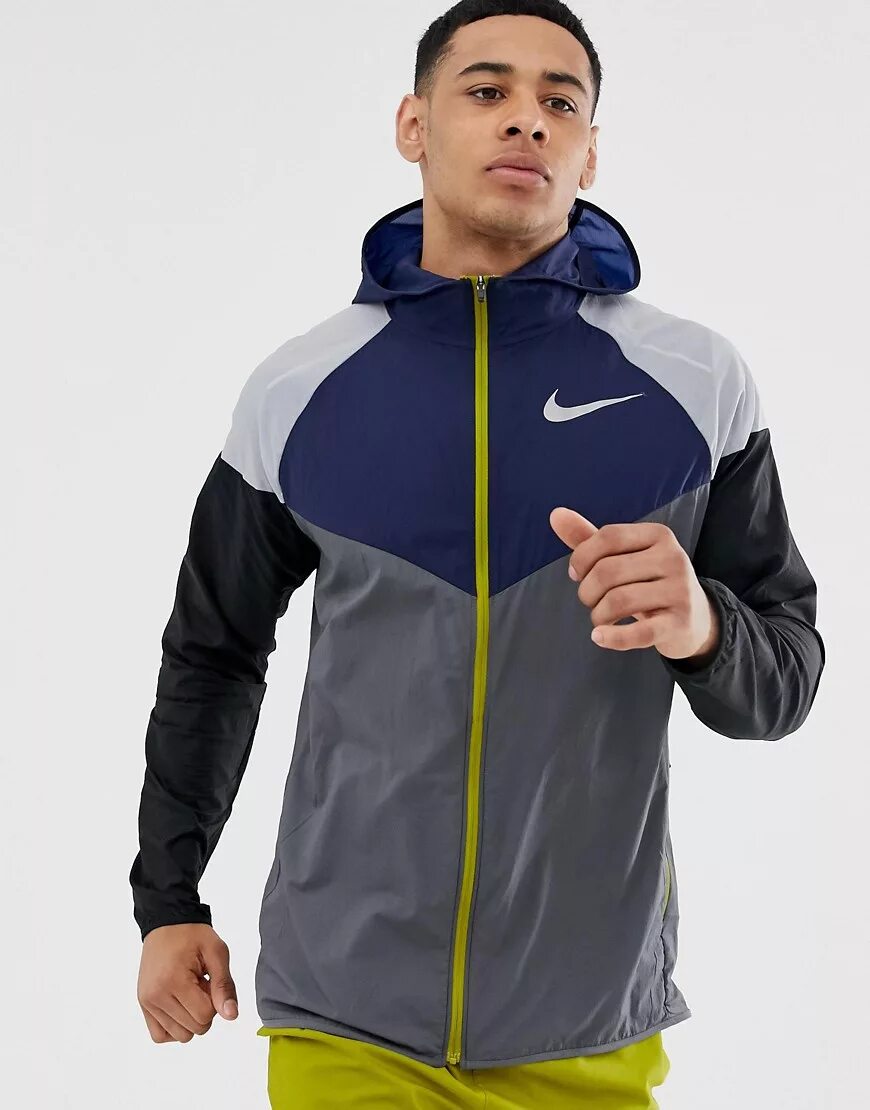 Найк для мужчин. Nike Windrunner Running Jacket Nike. Nike Windrunner ветровка. Nike Windrunner ветровка мужская. Nike Running ветровка мужская.