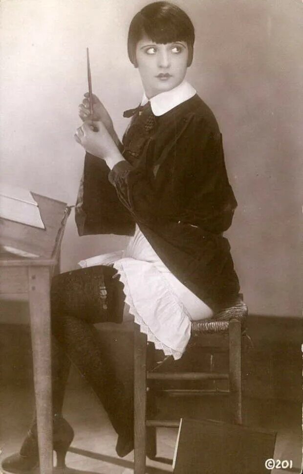 Ретро служанки. Горничная 1920 года. ретро прислуга. горничная 20-ых годов.
