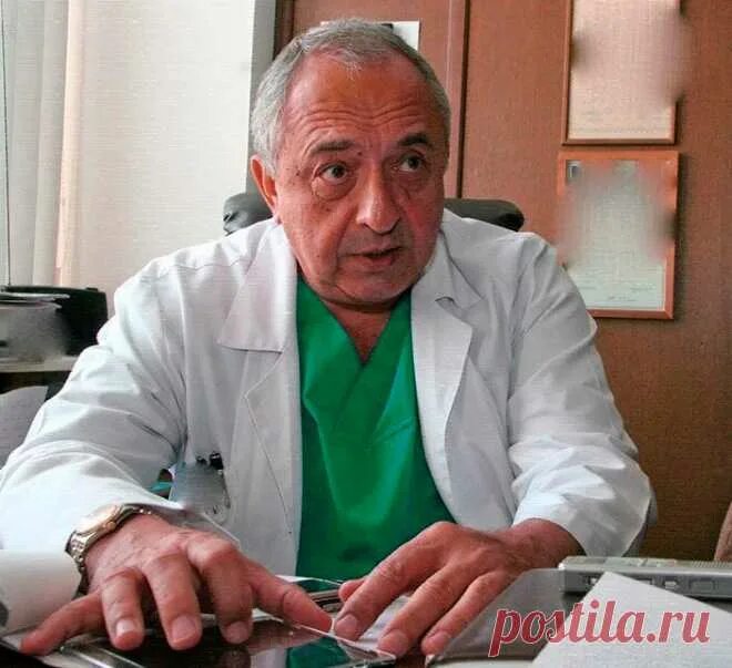 Ренат сулейманович. Ренат Акчурин кардиохирург. Акчурин Хамза Исхакович фото.