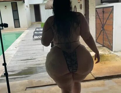 Big Butt Latine Isabelle - 57 Фото