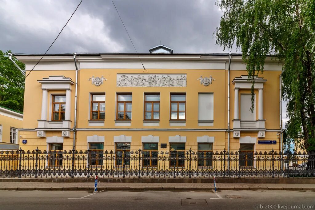 Посольство садовое 17 в москве. Посольство россии в сомали. В успенском переулке в москве посольство. Посольство ливана в москве. Посольство нигерии в москве.