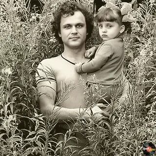 Жена еременко