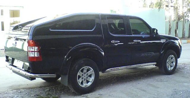 Кунг ford ranger. Мазда бт 50 с кунгом. Кунг рейнджер. Ford ranger 3 кунг. Кунг рейнджер.