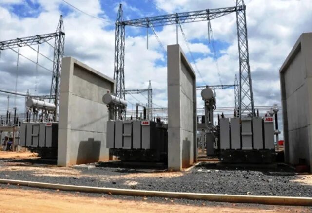 Режим нагрузки однофазного трансформатора. Трансформатор 110/10 25 мва. 4x3200a transformer. Защитные экраны на трансформаторных подстанциях. Параллельные трансформаторы.