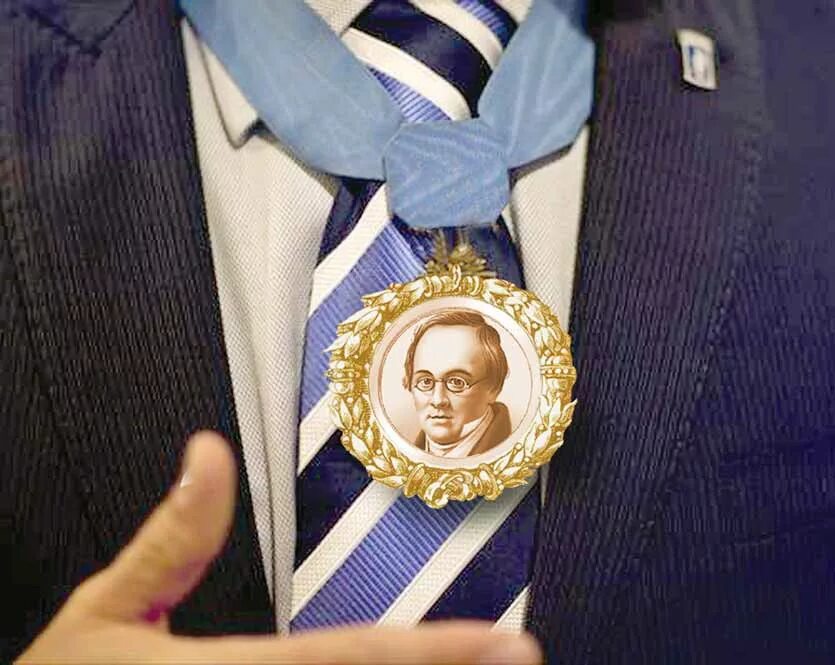 александр кругосветов. золотой дельвиг. ласурия мушни таевич фотографии. лауреаты премии дельвига золотой дельвиг тадтаев керимова. литературная премия имени аксакова лауреаты 2022.