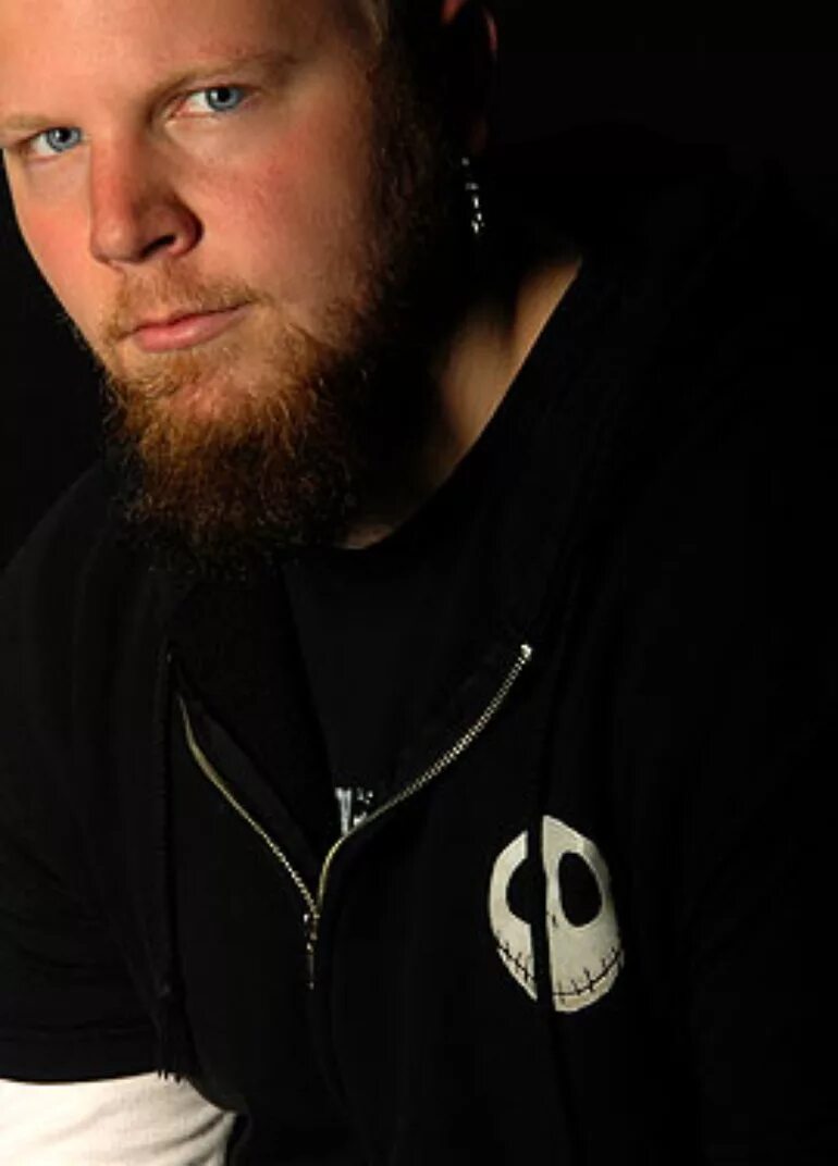 Jason moody. Бён док фото автора. ben moody, 38 лет. бен муди с длинными волосами. певец ben moody вкон.