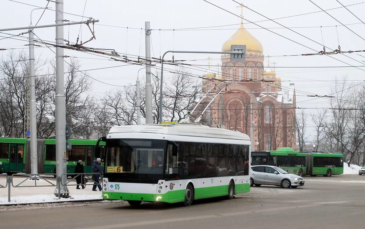 Троллейбус березники. Березники троллейбус. Троллейбус 9 пермь. Троллейбус 5 березники. Троллейбус березники.