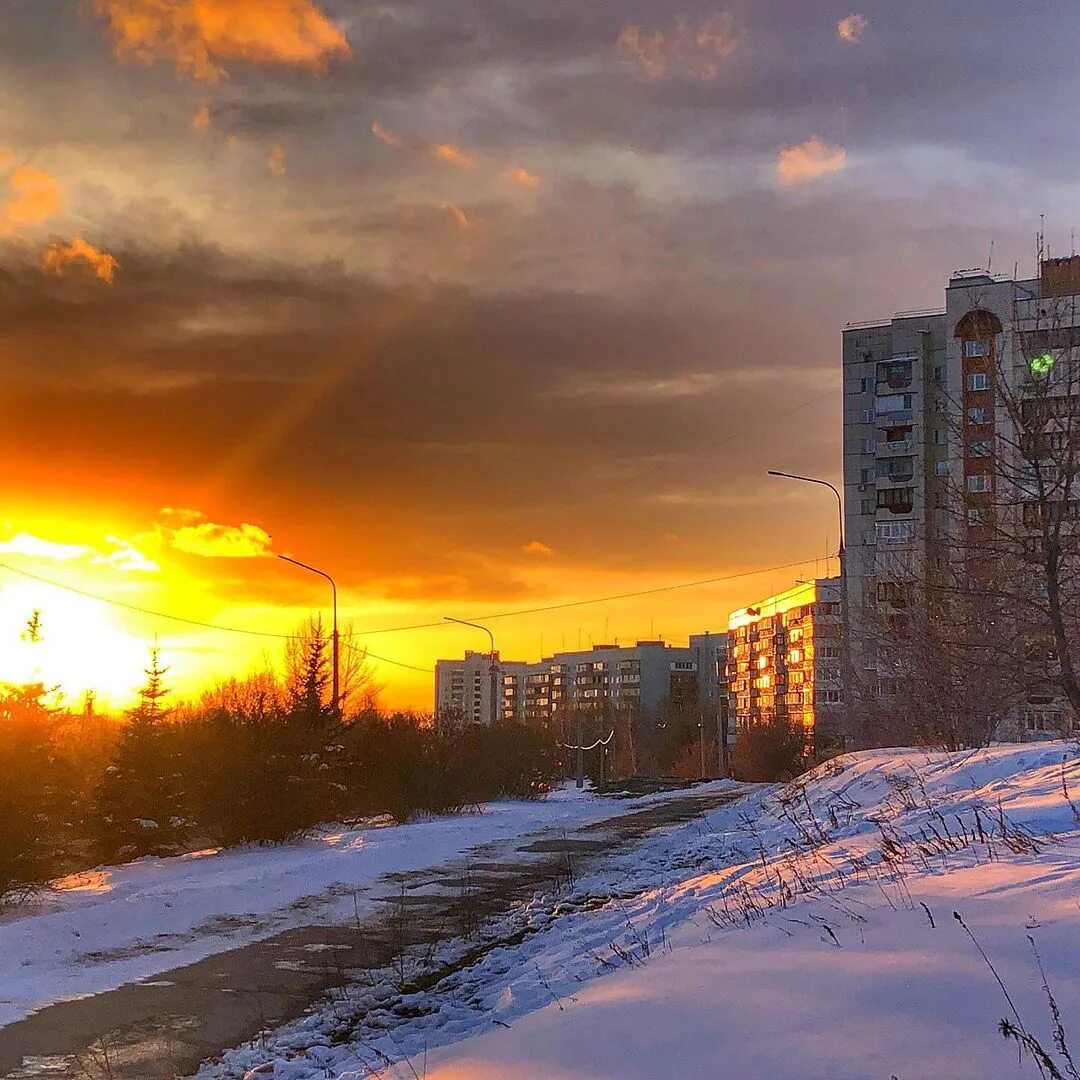 Озерск Челябинск. Озёрск Челябинская область закрытый город. Озерск ночью. Озерск сейчас.