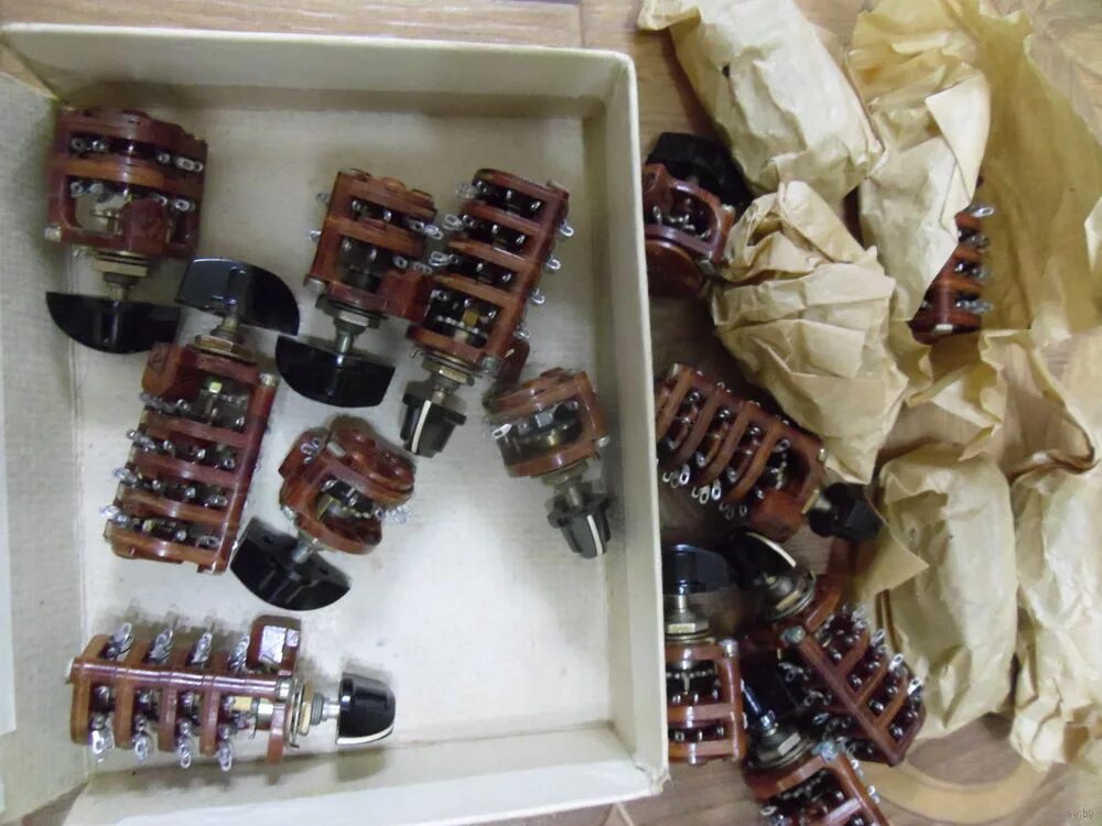 Nissan primera ii (p11). Nissan primera p11 gt. Nissan primera p11 хэтчбек. Nissan primera p11 impul. Переключатель галетный п2г-3 11п4н.