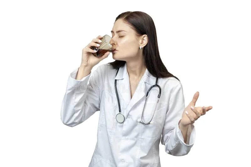 Врачи пьют Сток. Женщина доктор пьет. Женщина врач пьющая. Врачи выпивают. Врачи пьют много