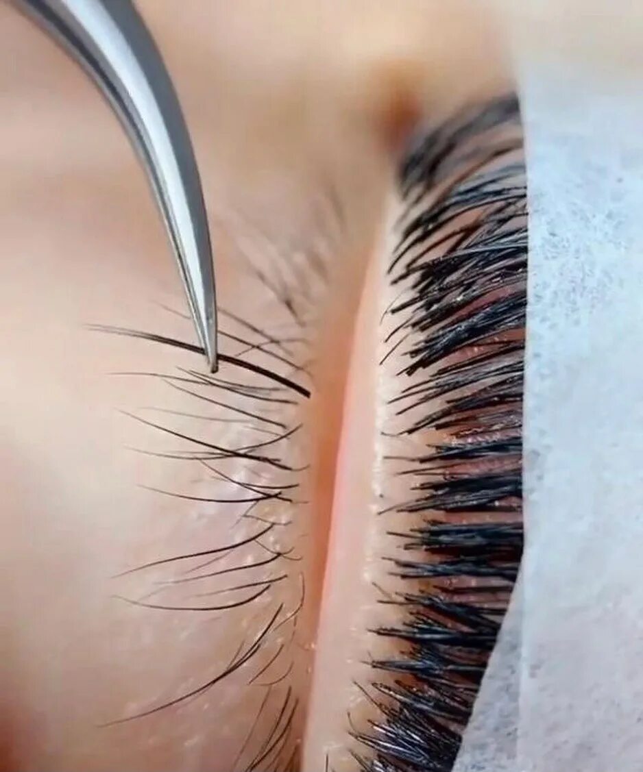 наращивание ресниц пореснично 2д. наращивание ресниц молодежная. красивые ресницы. наращивание ресниц молодежная. наращивание ресниц 3д.