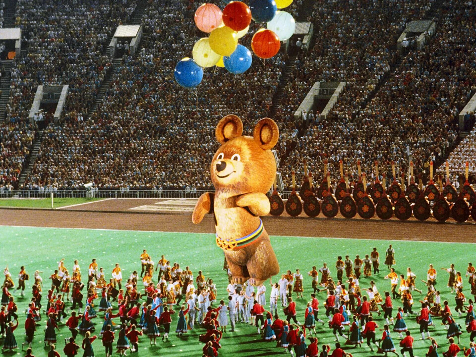 В каком году состоялись 22 летние олимпийские. Олимпийский мишка 1980. Олимпийский мишка 80. Летние Олимпийские игры в Москве 1980.