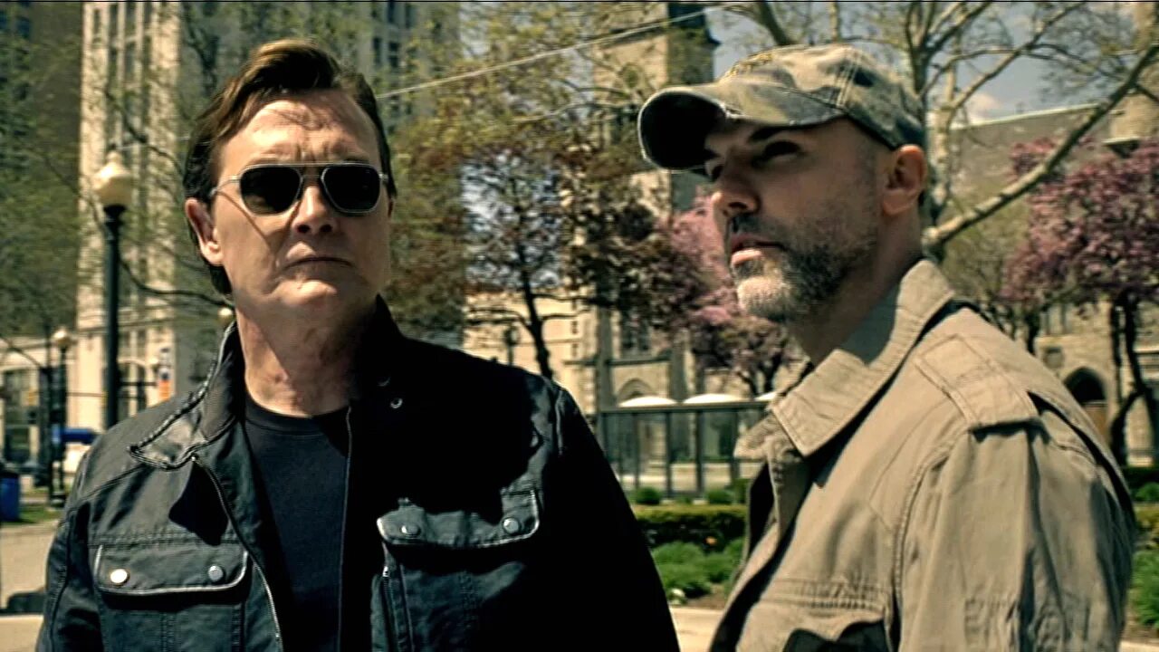 S w a t огненная. S.w.a.t.: огненная буря фильм 2011. огненная буря фильм 2011. сват огненная буря фильм. гэбриел махт swat.