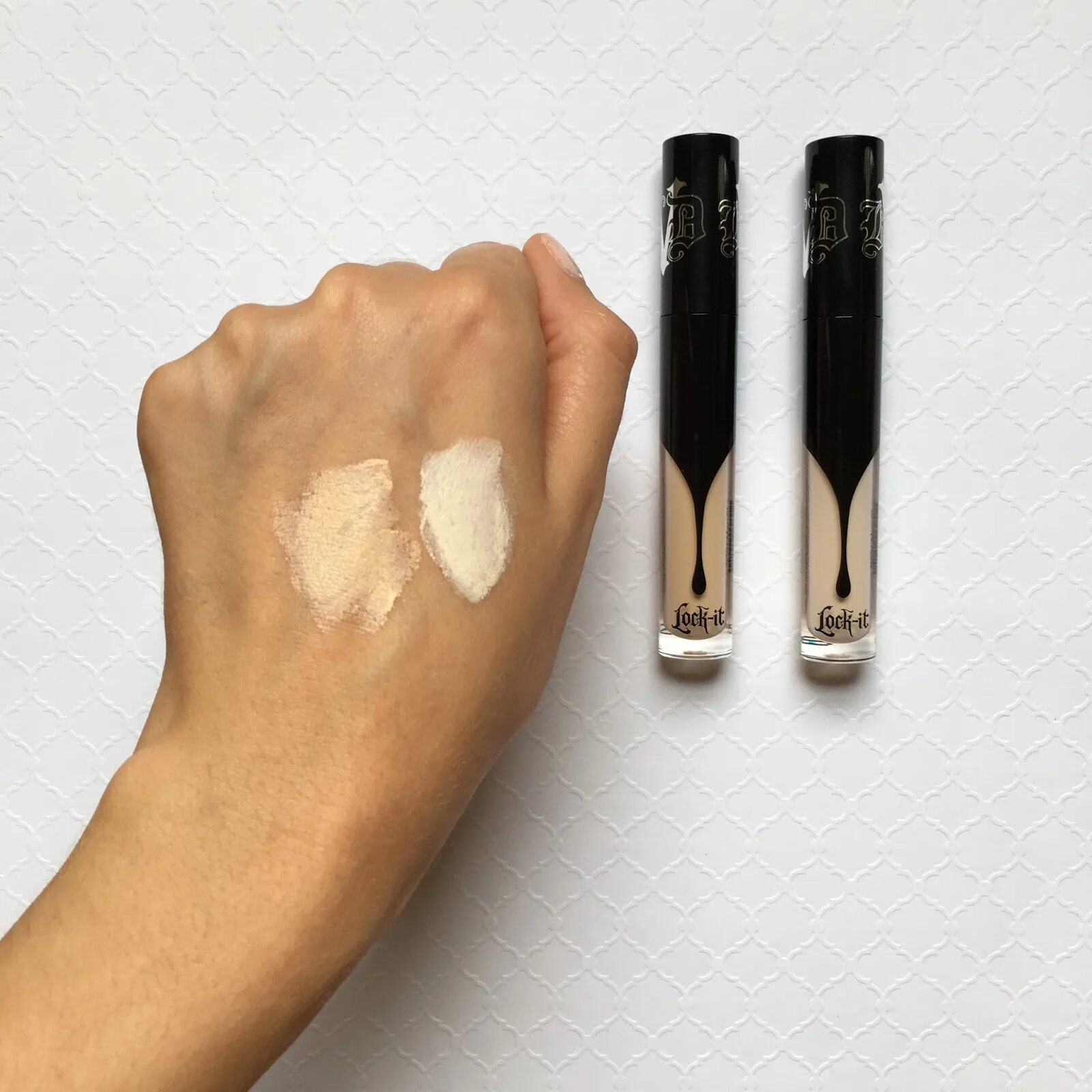 Of the lock it is. Kat von d консилер. kat von d lock it консилер. консилер kvd 13 cool. kvd консилер свотч.