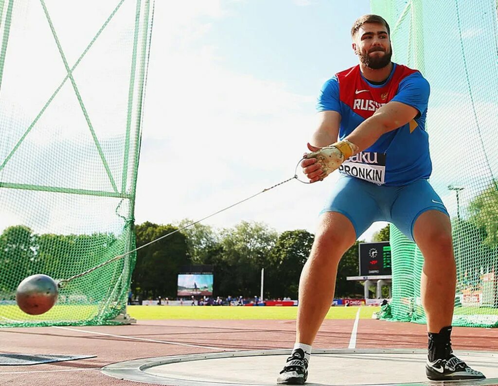 Метание чемпионы. Метание молота в легкой атлетике.