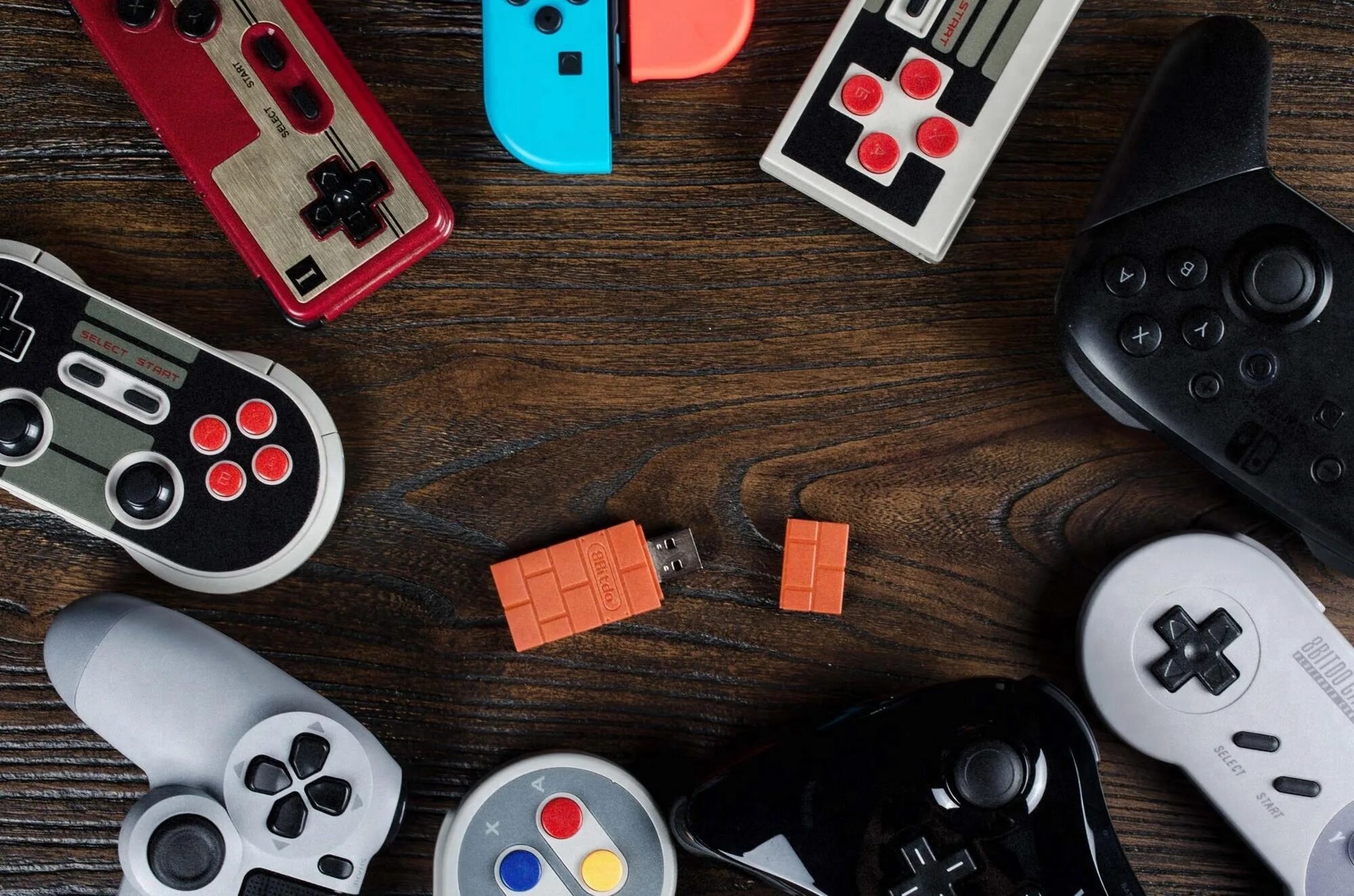 8 бит адаптер. 8bitdo адаптер. адаптер геймпада nintendo switch. 8bitdo adapter 2. геймпад нинтендо 8 бит.
