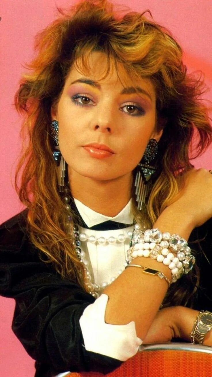 Pin on SANDRA CRETU Sandra, 80 s hairstyles, Celebrity pictures
