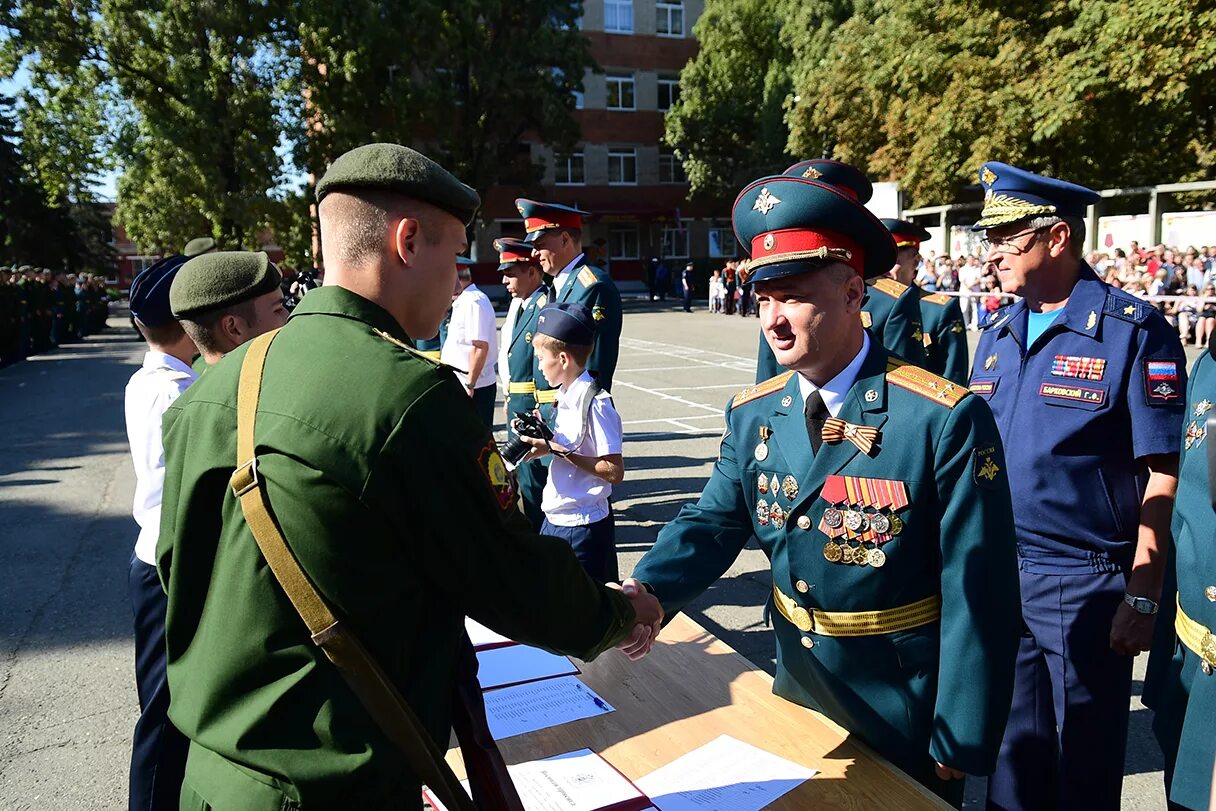 Военкомат брянск телефон. ЗГТ КВВУ. Военкомат Новозыбков Брянская область. КВВУ Штеменко. Военный комиссариат Новозыбков.