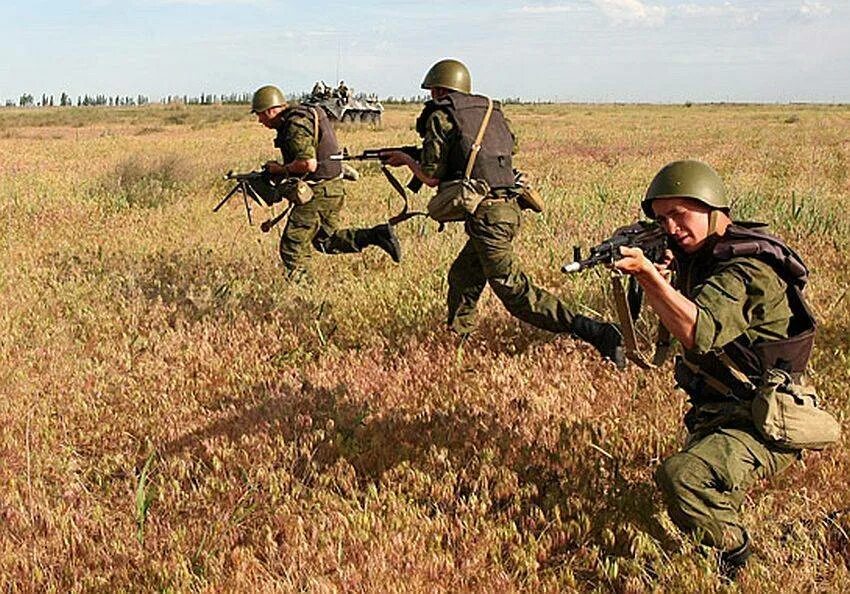 Период боевой подготовки. Тактическая подготовка. Занятия по боевой подготовке. Боевая тактическая подготовка. Боевая подготовка военнослужащих.