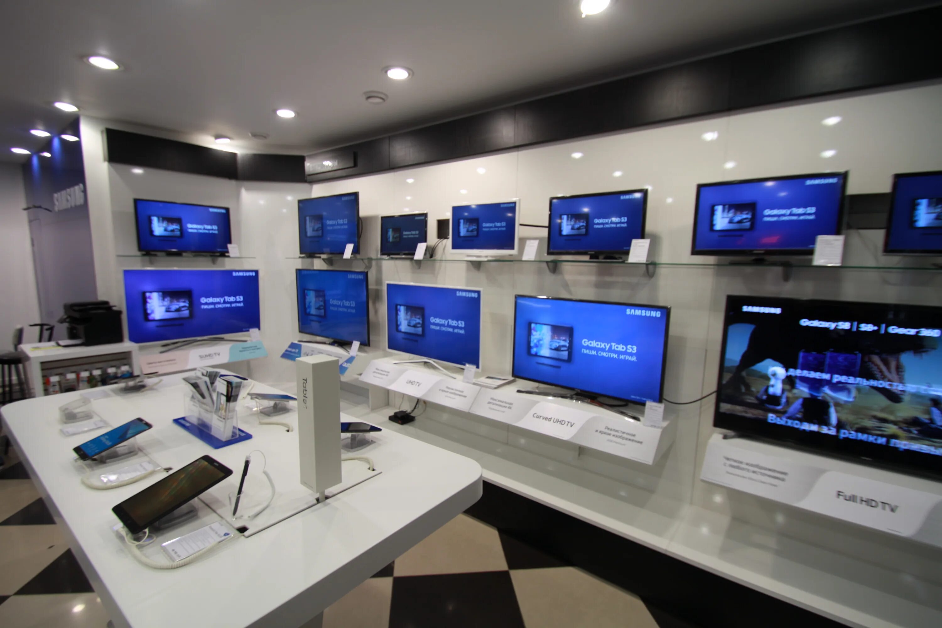 Electronics store. Samsung electronics. фирменные магазины samsung. samsung electronic. samsung brandshop.