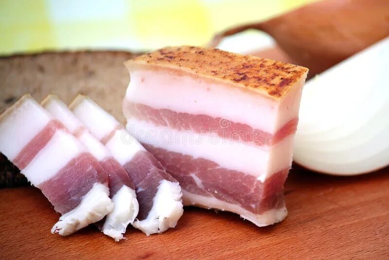 Сало с мясной прослойкой. Картинка сало свиное свежее. Блюда из сала свиного. Raw bacon. Кроссворды для печати на принтере.