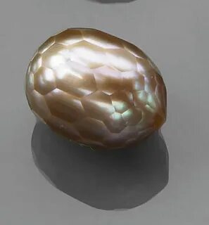 Pearl mineral