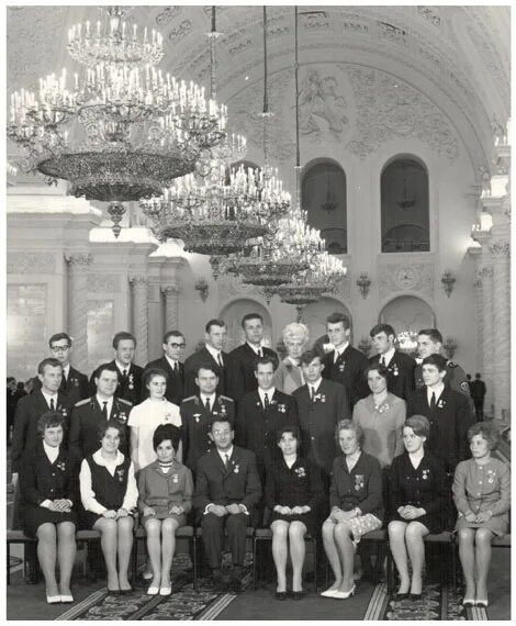 1969 влксм съезд. Знак xix съезд влксм. 1962 год съезд комсомола. Делегаты съездов влксм. Делегаты 17 съезда влксм.