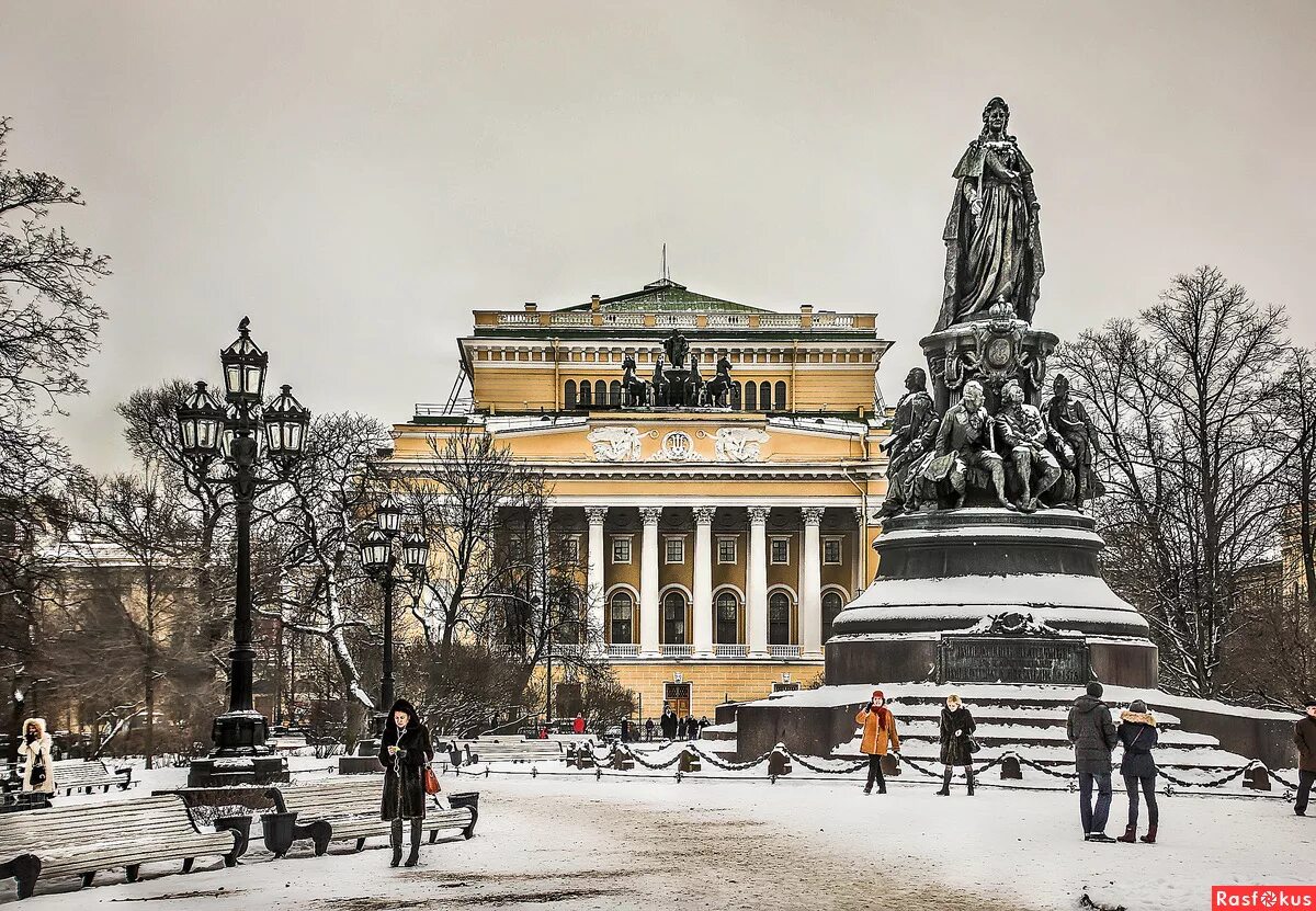 Александринский театр Санкт-Петербург. Александрийский театр СПБ. Александрийский театр в Санкт- Петербур. Ансамбль Александринского театра в Санкт-Петербурге.