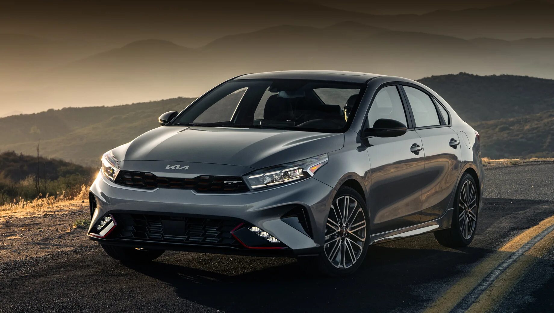 Kia k4 2024. Киа Серато 2022. Kia Серато 2022. 2022 Kia Forte gt. Kia Cerato 2022 gt line.