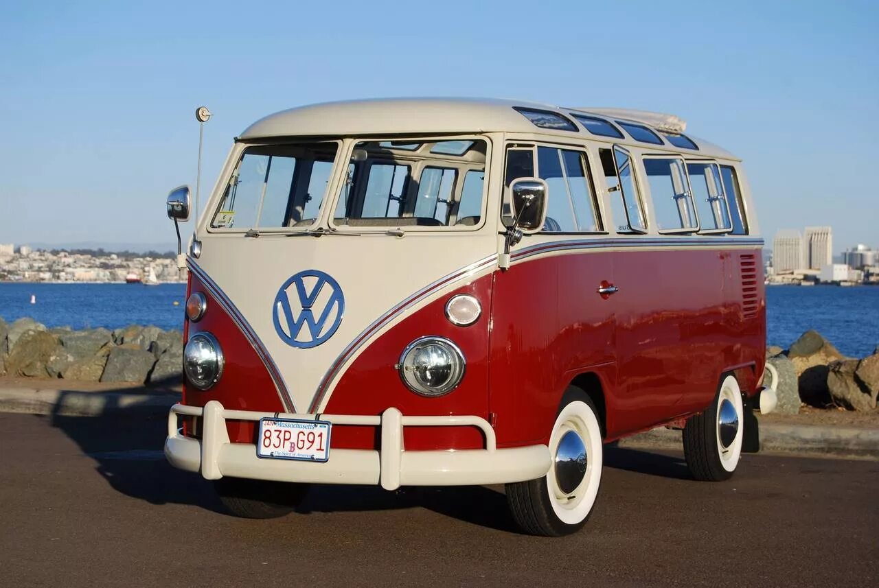 Фольксваген микробус. VW Microbus 2001. Фольксваген автобус 1955. Volkswagen 21